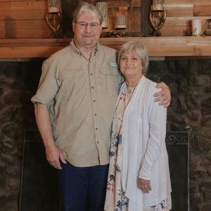 Meet your Posher, Sharon